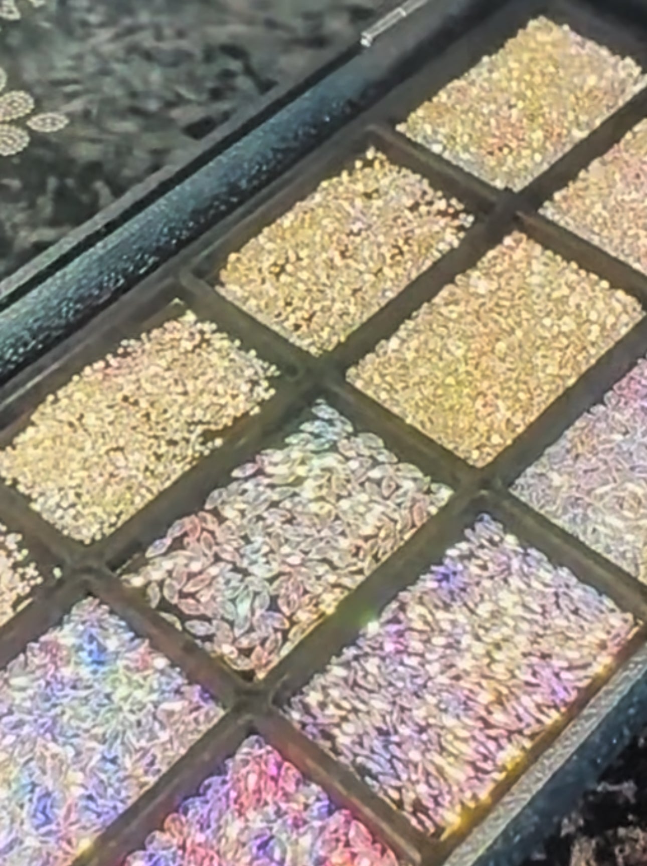 DISCOVER FLAWDAQ.MZPOO LLC STORE2025 💎 SWAROVSKI CRYSTALS A Huge Selection Of SWAROVSKI® Crystals that come in a variety of shapes, colors & cuts (Bulk)